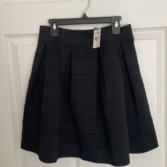 EUC black express skirt size M - Picture 1 of 3